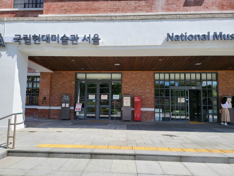정상화전시2.jpg