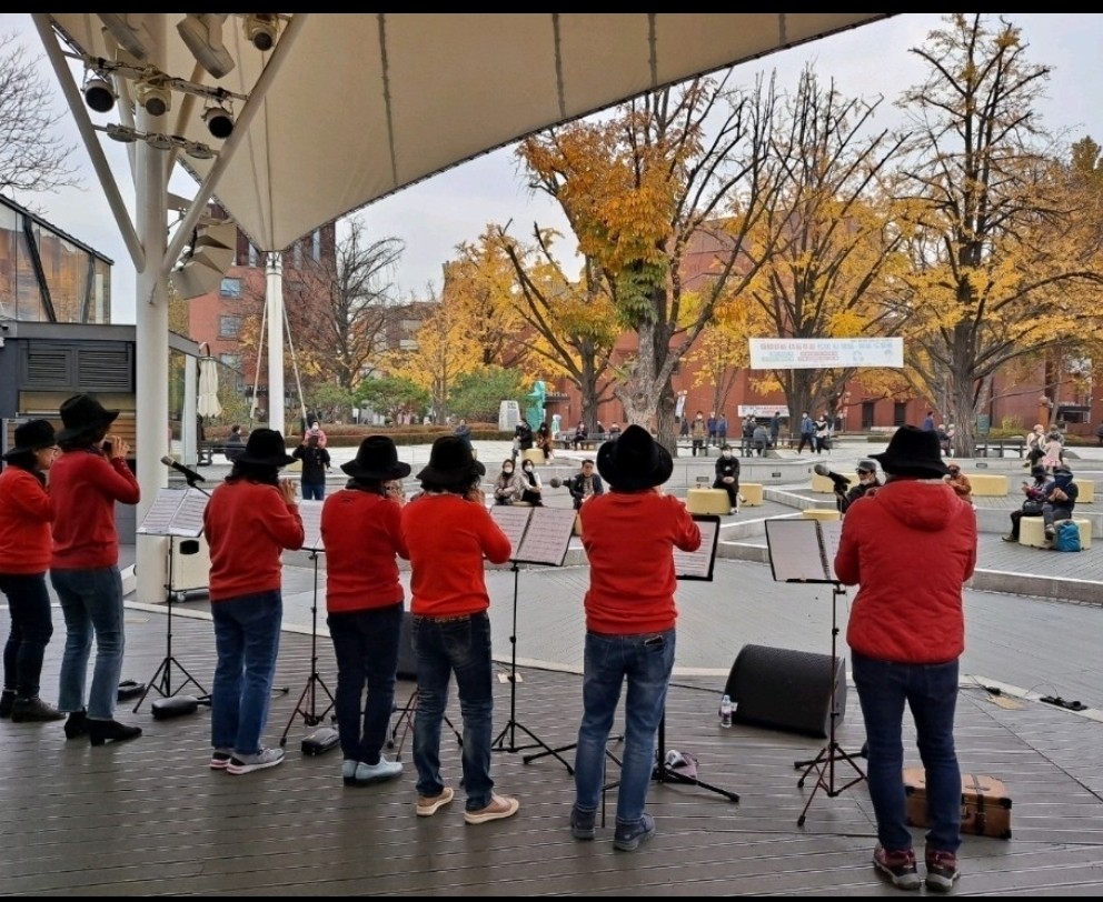 BandPhoto_2022_07_24_13_01_19.jpg