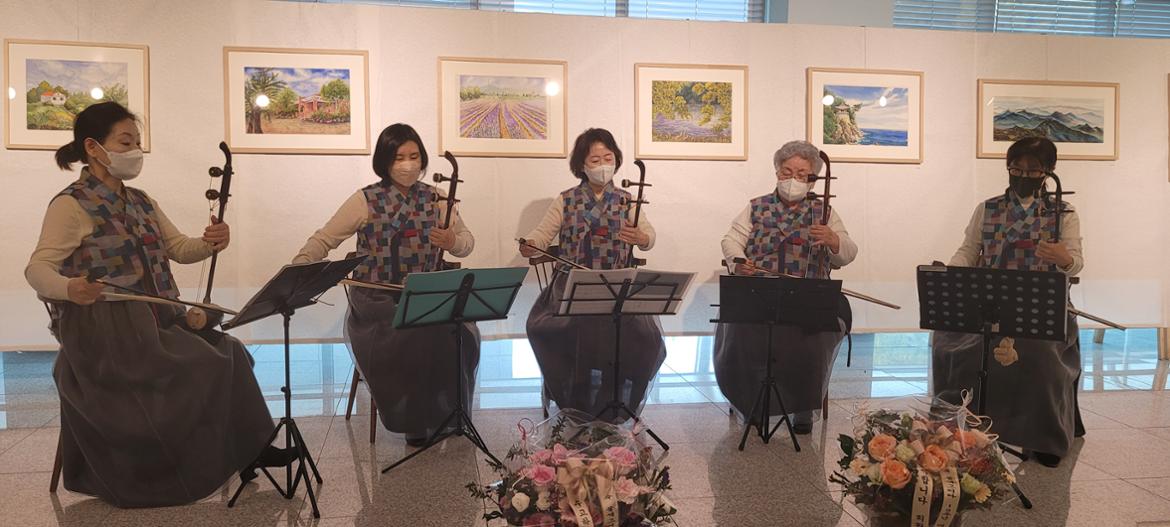 20221109물색그리다.jpg