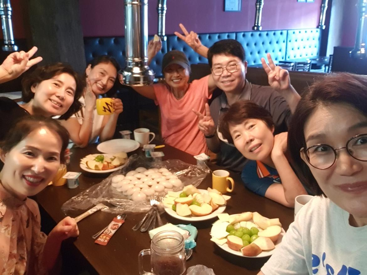 다과회사진.jpeg